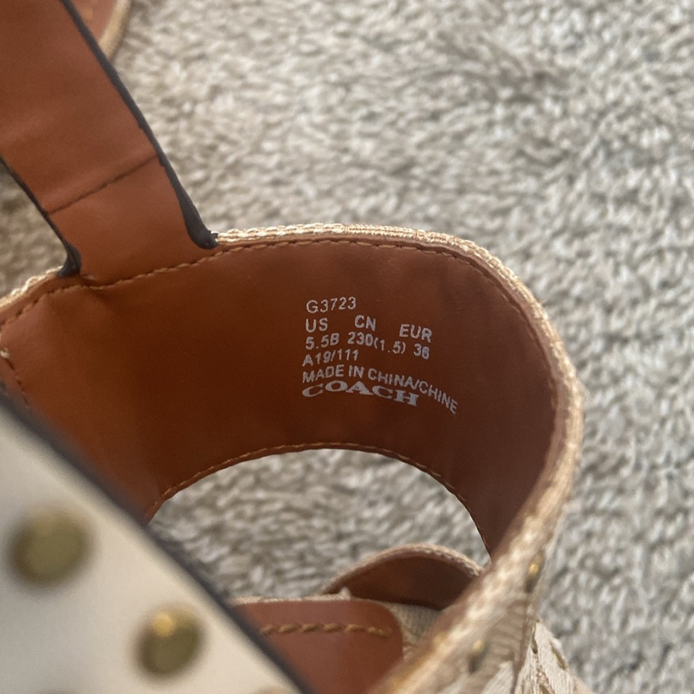 Coach sandals - Picture 3 of 4